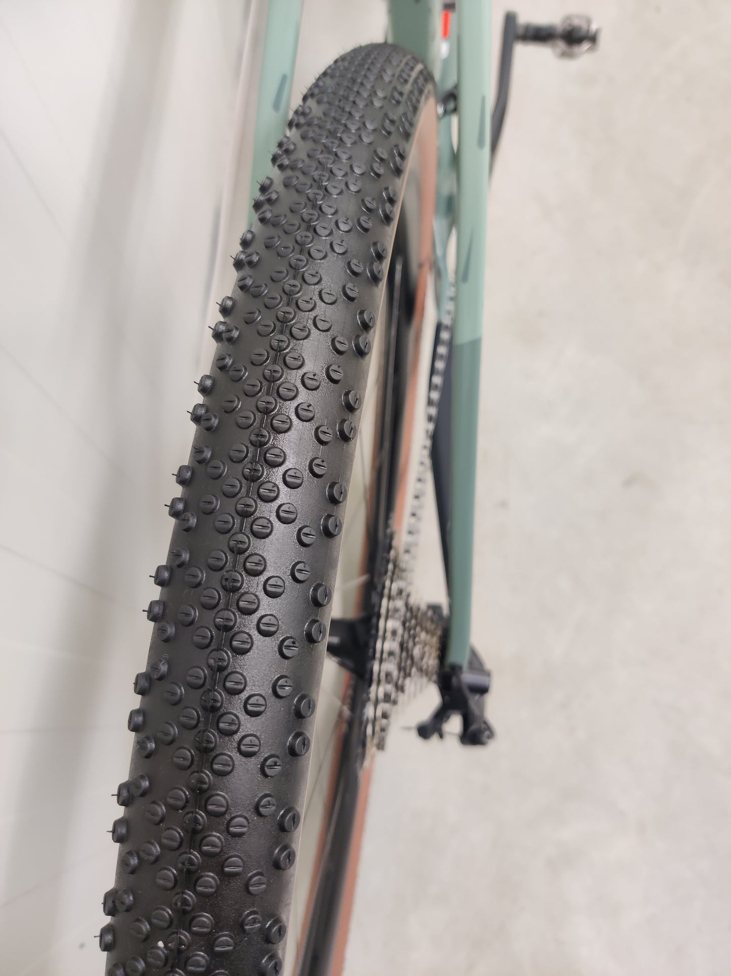 Canyon Grizl CF SL 8 1by 2024 L käytetty gravel-pyörä