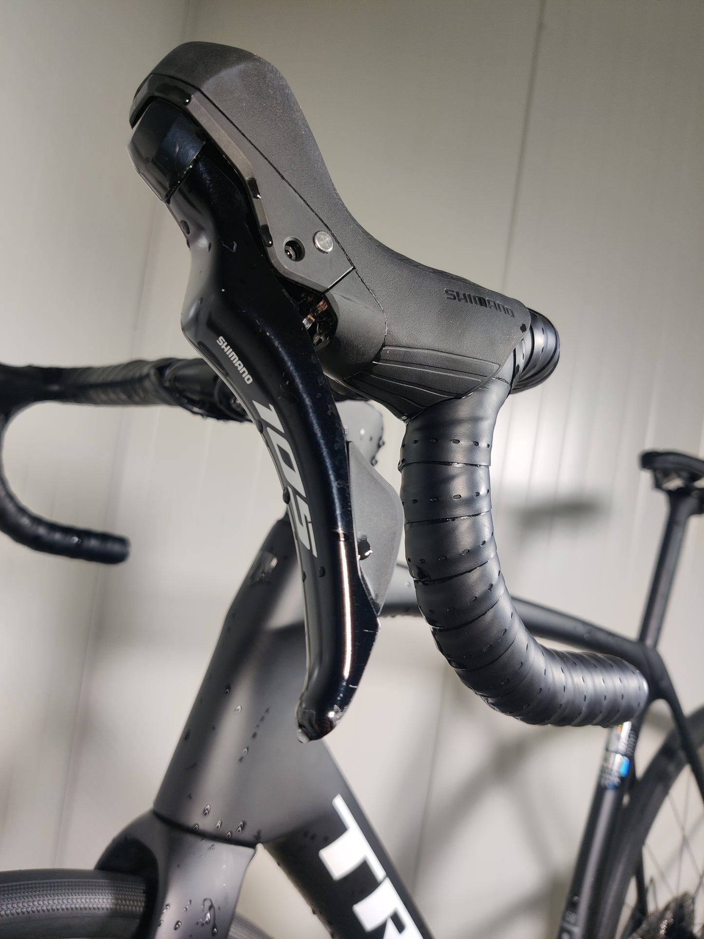 Trek domane SL5 GEN 4 - 1,79m-1,86m - käytetty maantiepyörä