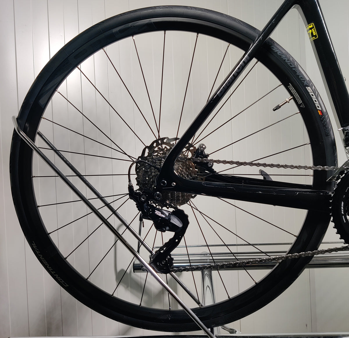 Bianchi Infinito xe 57cm - käytetty maantiepyörä 1,8-1,86m