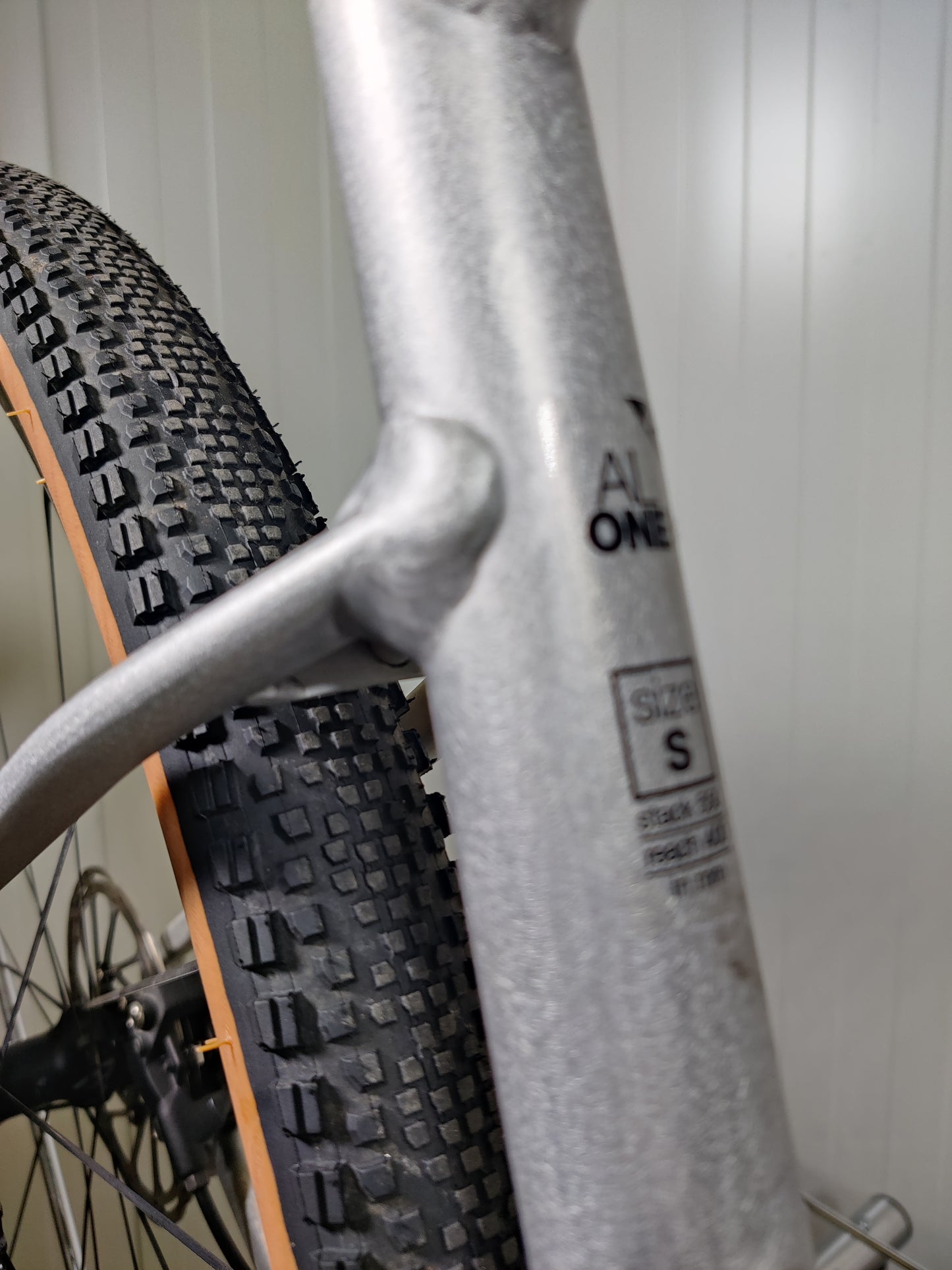 BMC URS AL ONE - S - 1,62m-1,72m - 2025 - käytetty gravel-pyörä