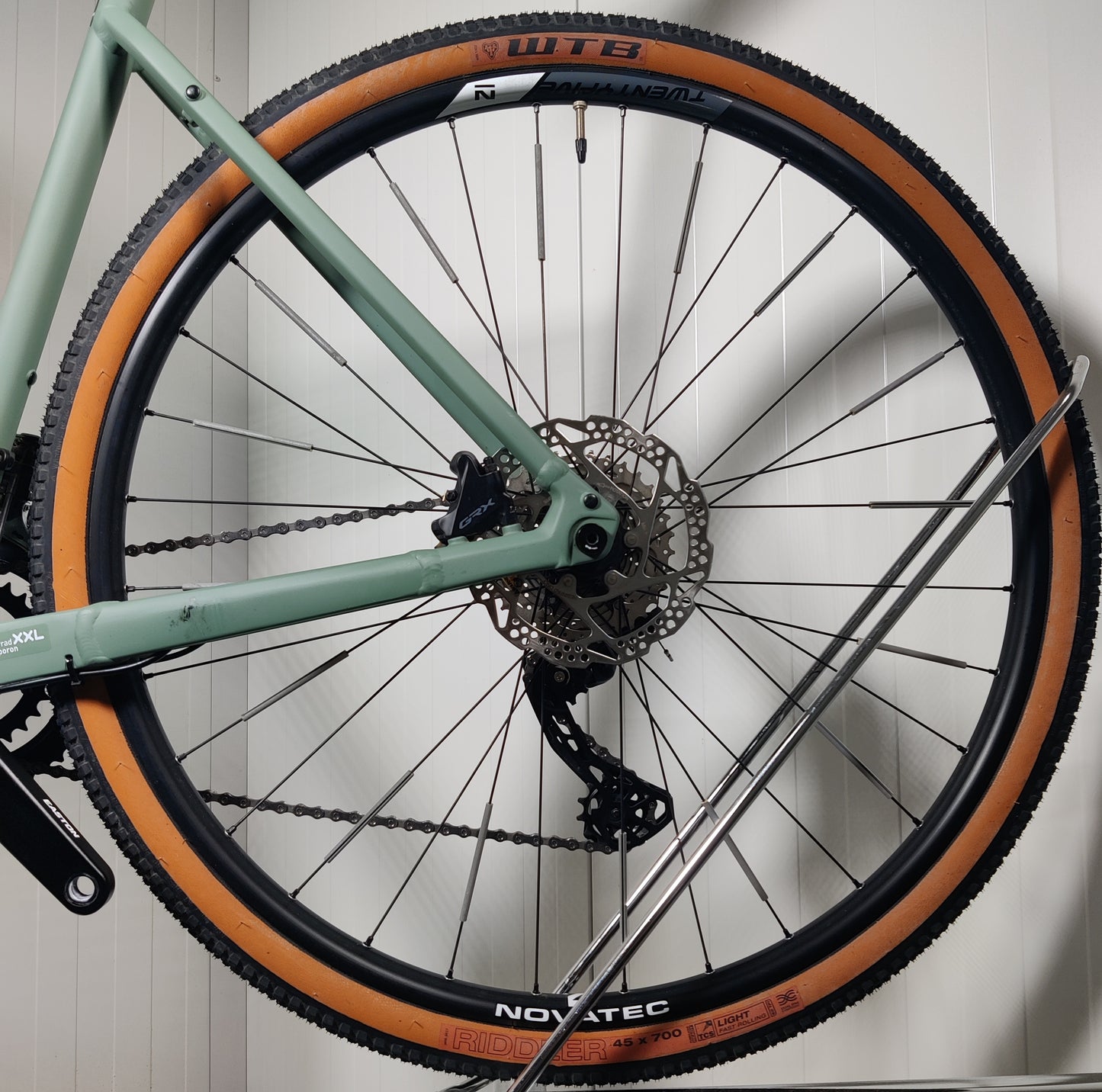 Focus ATLAS 6.8 L - käytetty gravel-pyörä 1,79-189m