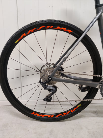 Cube CROSS RACE C:62 Pro 56 2018  n. 172-182 cm käytetty gravel-pyörä