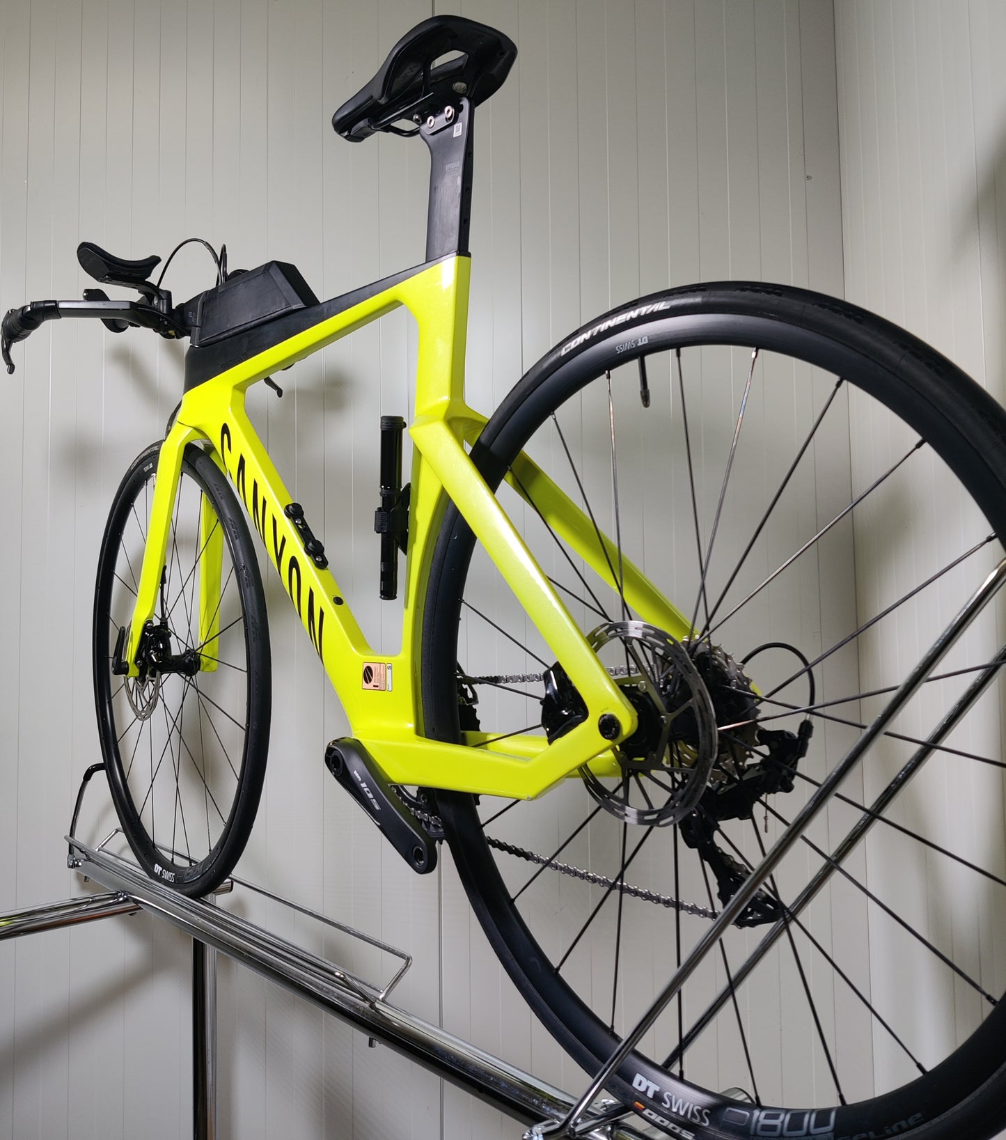 Canyon Speedmax CF 7 Disc - 1,65-175m - 2023 - käytetty triathlon-pyörä - käytetty aika-ajopyörä