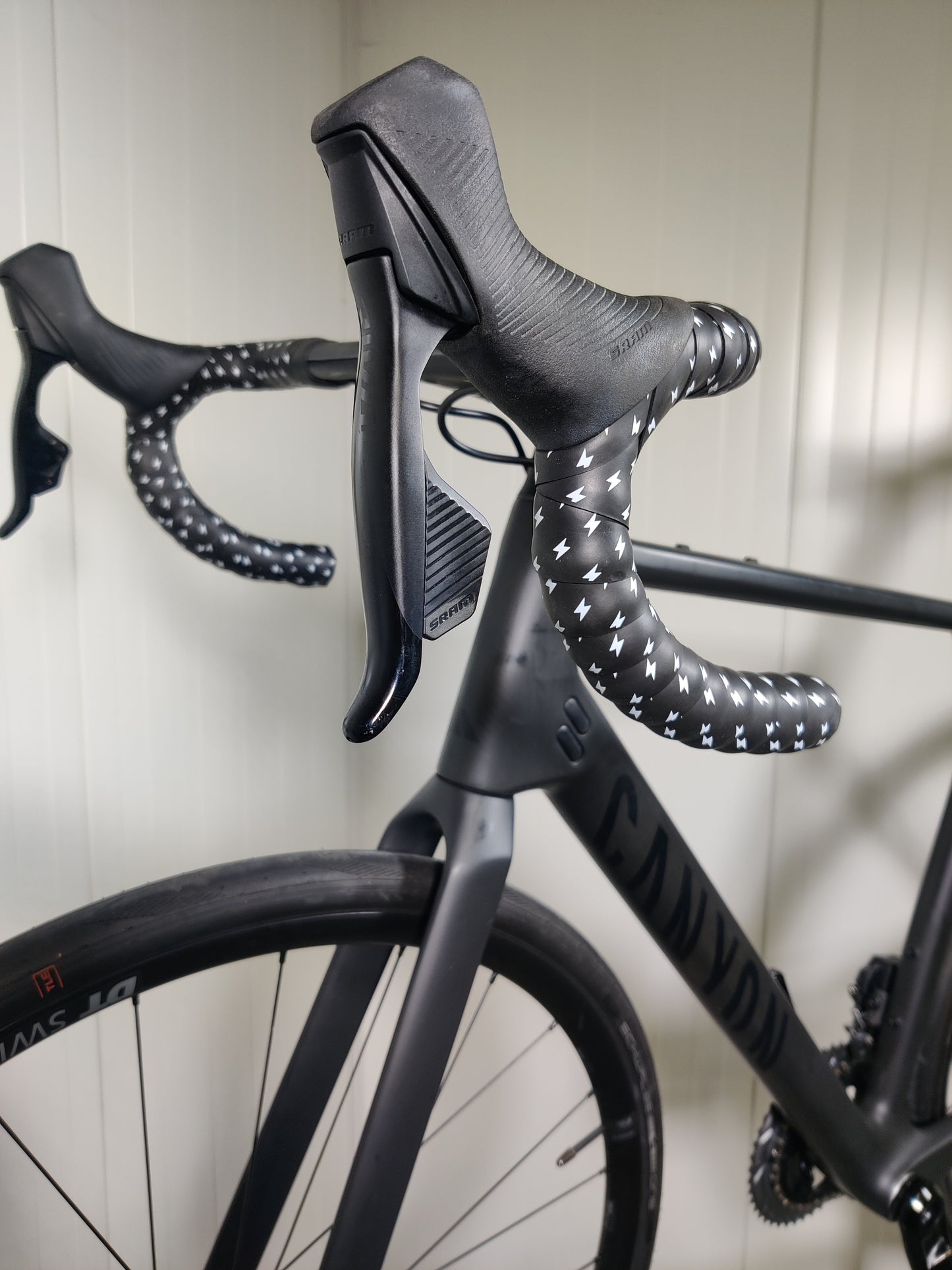 Canyon Endurace cf 7 AXS - M - 1,77-1,85m - 2024 - käytetty maantiepyörä