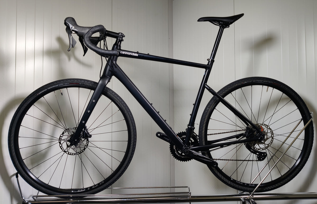 Cannondale topstone 1 L - käytetty gravel-pyörä 1,8-1,93m
