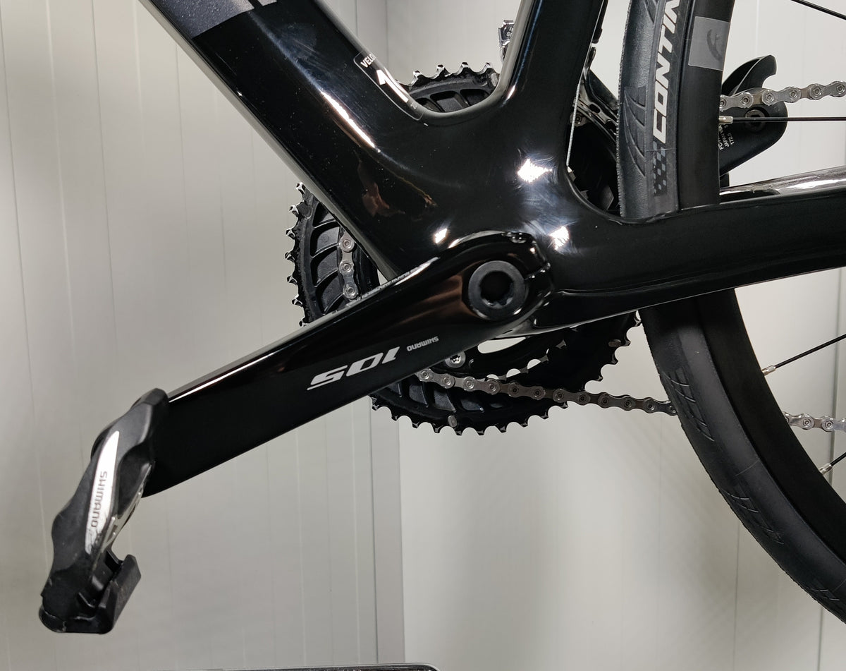 Bianchi Infinito xe 57cm - käytetty maantiepyörä 1,8-1,86m