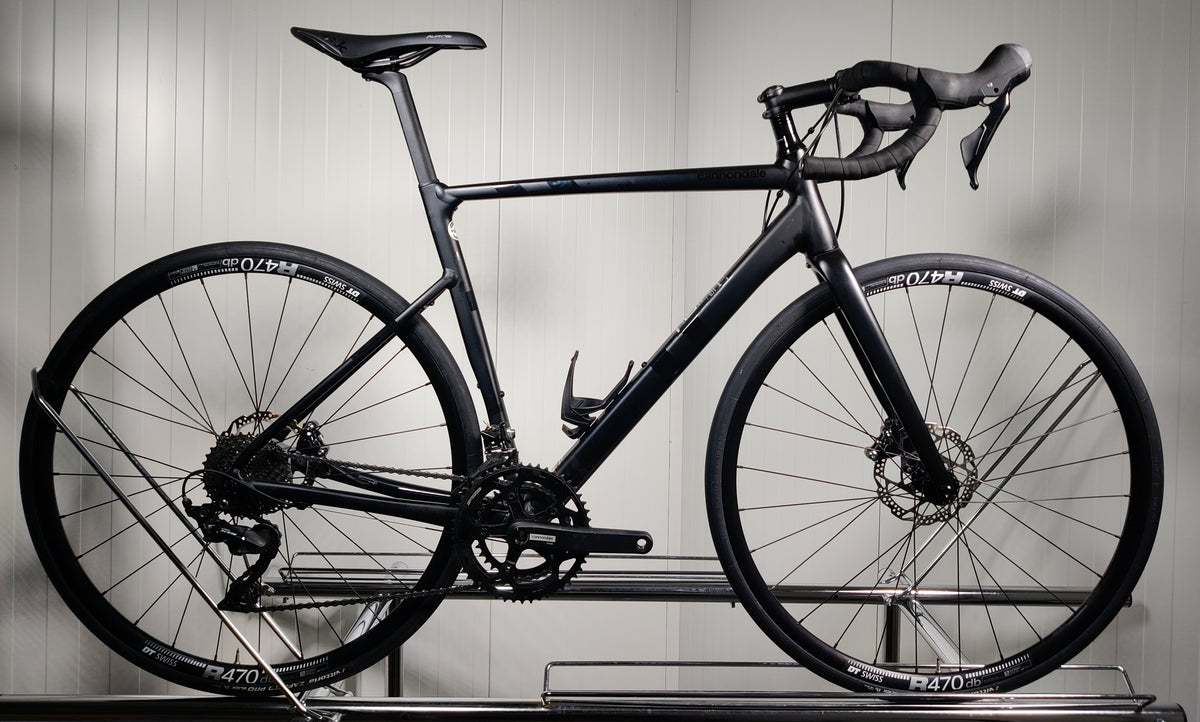 Cannondale CAAD13 Disc 105 54cm - 1,7-181m - käytetty maantiepyörä