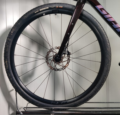 Giant Revolt Advanced 1 M/L - 1,74-1,86 - käytetty gravel-pyörä