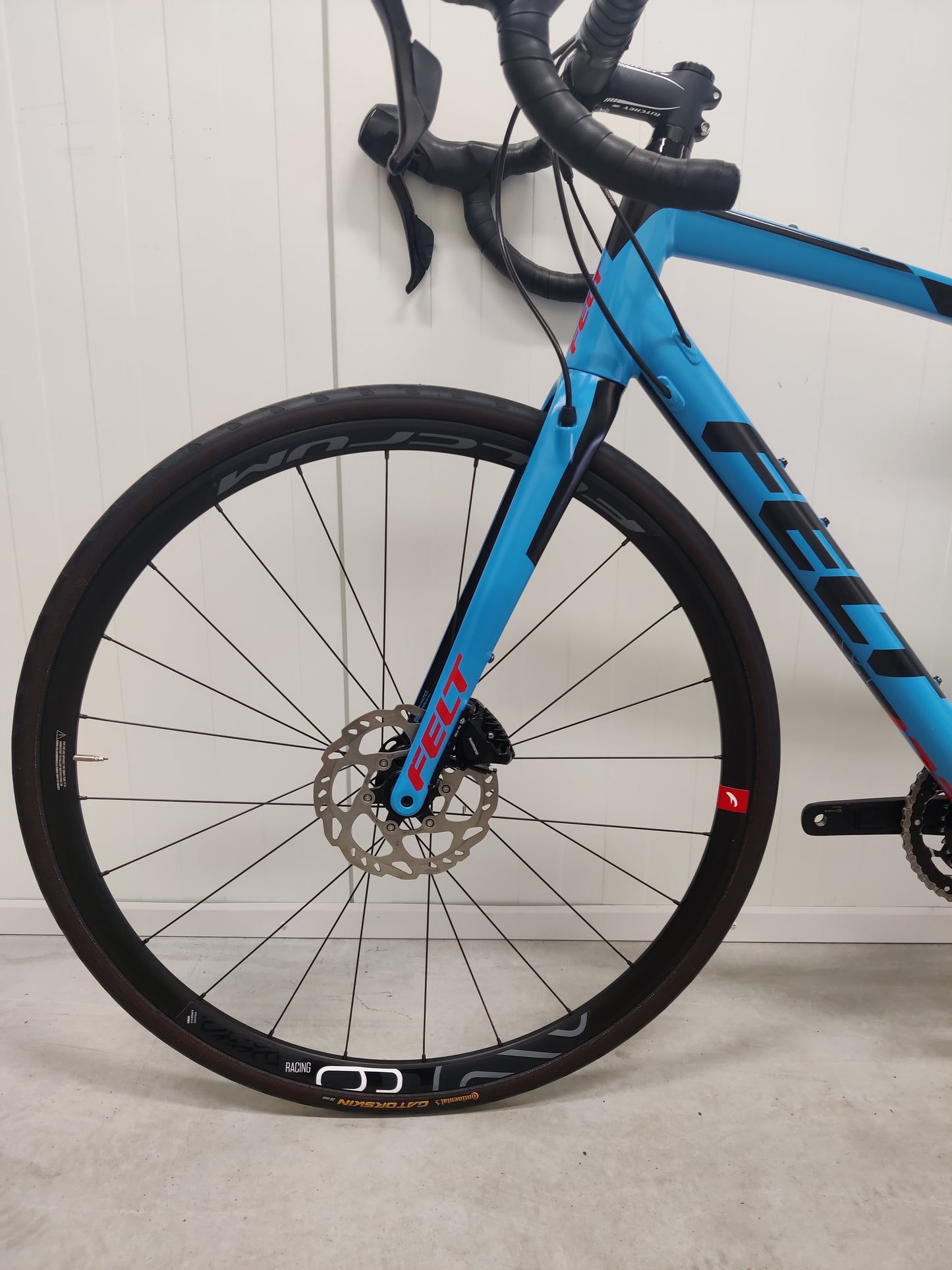 Felt vr30 54cm 2018 käytetty maantiepyörä