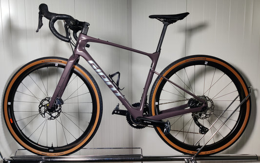 Giant Revolt Advanced 0 M - 1,7-1,81m - käytetty gravel-pyörä