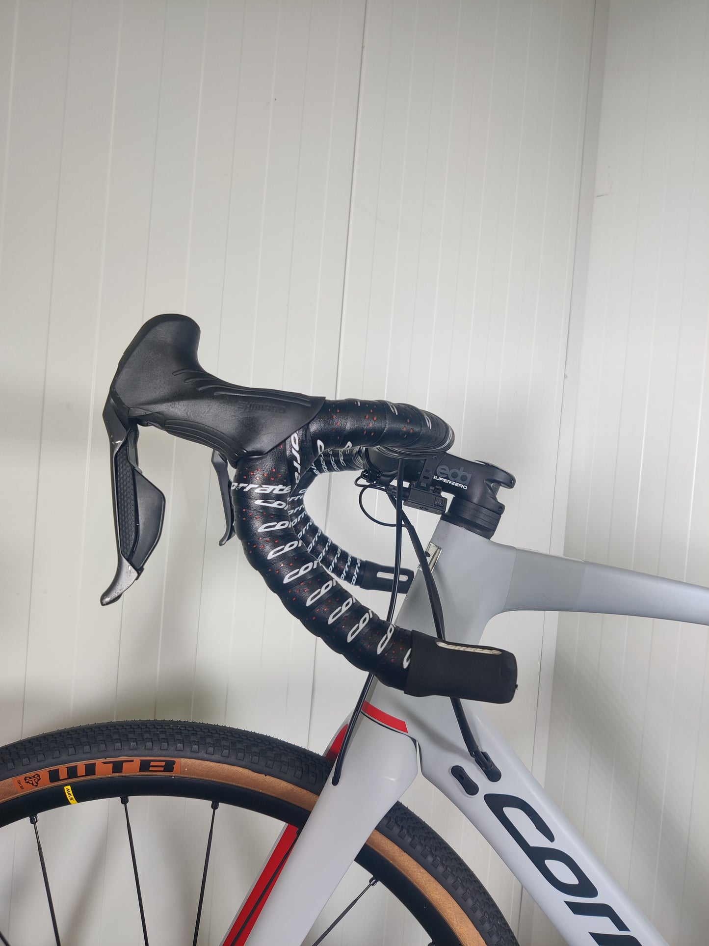 Corratec Allroad c1 1x11 GRX Di2  - 185-193cm pyörilijälle - 56 - käytetty gravel-pyörä