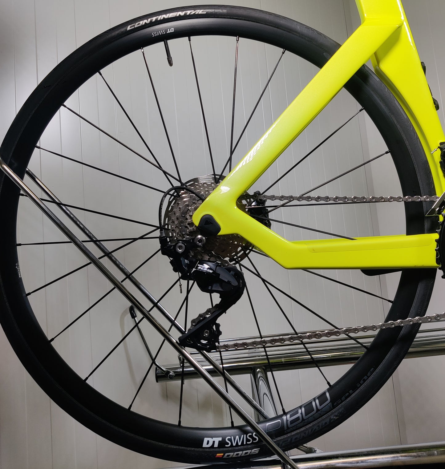 Canyon Speedmax CF 7 Disc - 1,65-175m - 2023 - käytetty triathlon-pyörä - käytetty aika-ajopyörä