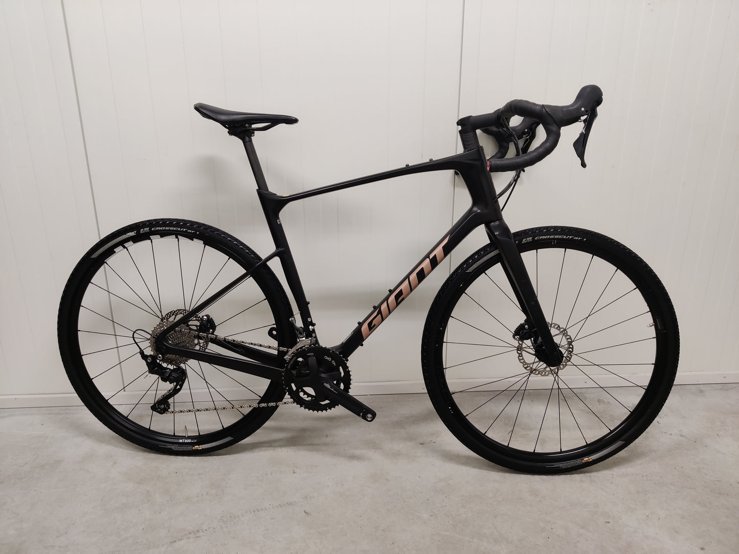 Giant Revolt Advanced 3 XL 2022 käytetty gravel-pyörä